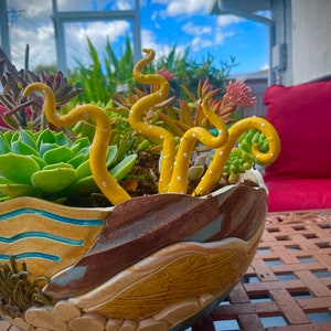 Tentacle Plant Art  Yellow Octopus Tentacle Stakes Octopus Decor Tentacle Art  Octopus Indoor/Outdoor Potted Plant Decoration Plant Stakes