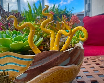 Tentacle Plant Art  Yellow Octopus Tentacle Stakes Octopus Decor Tentacle Art  Octopus Indoor/Outdoor Potted Plant Decoration Plant Stakes