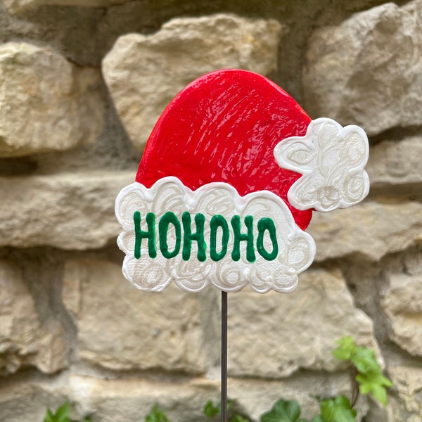 Santa Hat Garden Stake Plant Decoration HoHoHo Sign Holiday Gift Decor Holiday Potted Plant Decor Outdoor Christmas Decoration