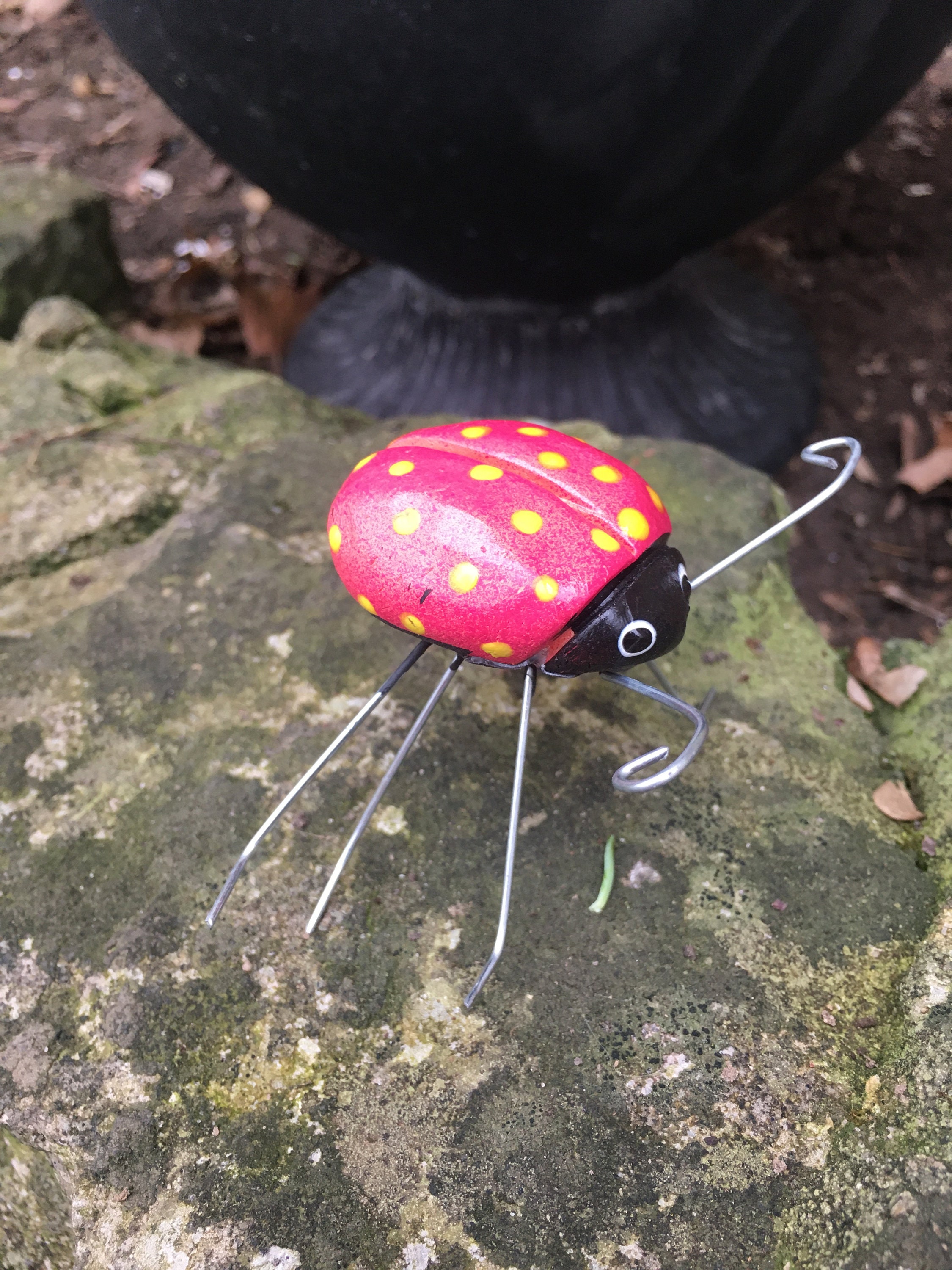 Screen Bug, Screen Bug Sculpture,Clay Screen Bugs, Insect Art Sculpture