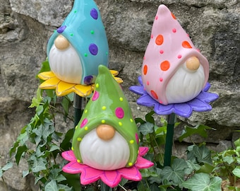 Set Of 3 Garden Gnome Yard Stakes Gnome Yard Art Decor Garden Gnomes Fairy Garden and Potted plant decoration Gift For Her Mother's Day Gift