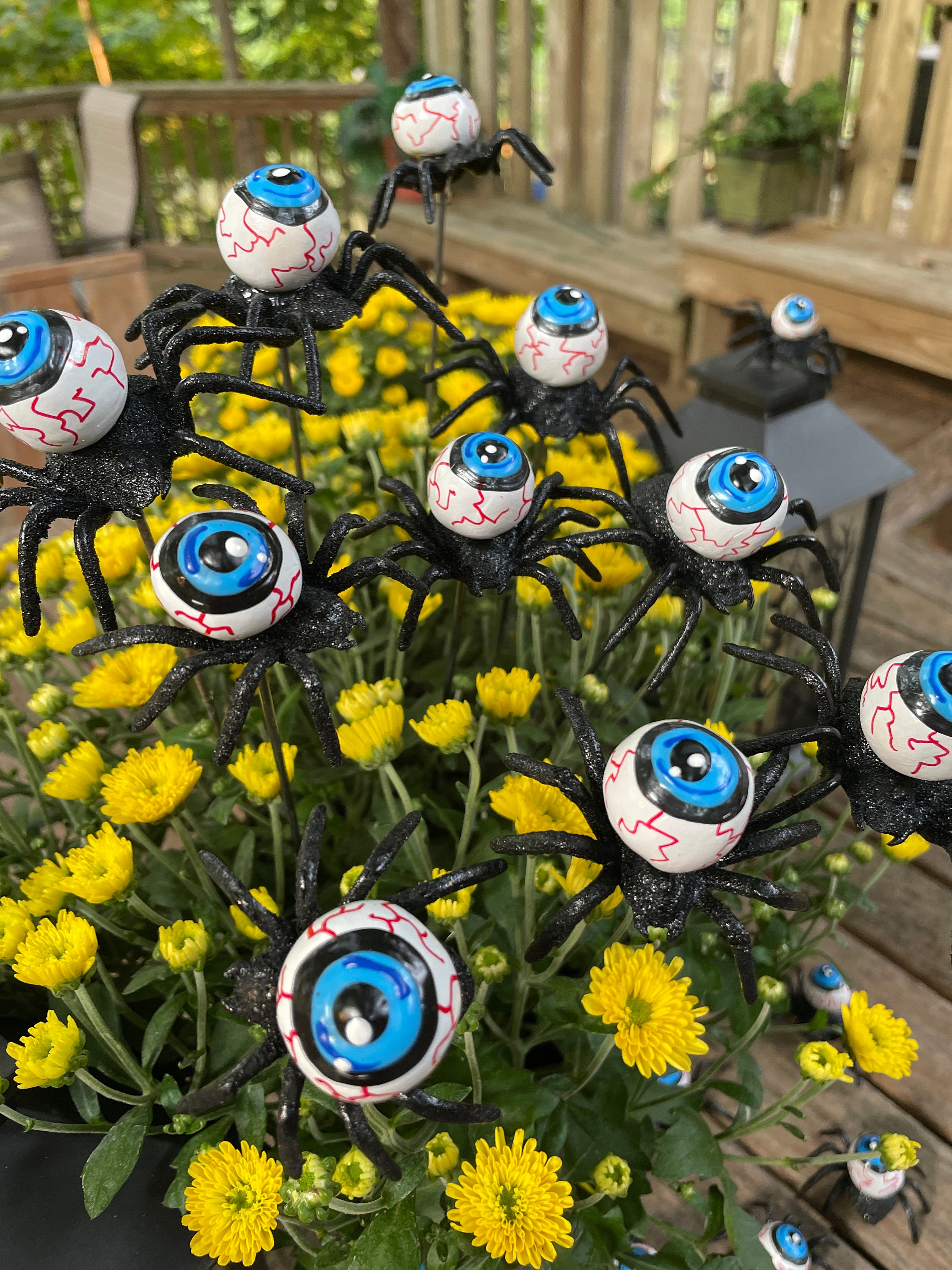 Halloween Eyeball Plant Markers Halloween Decoration Spider Eyes Fall ...