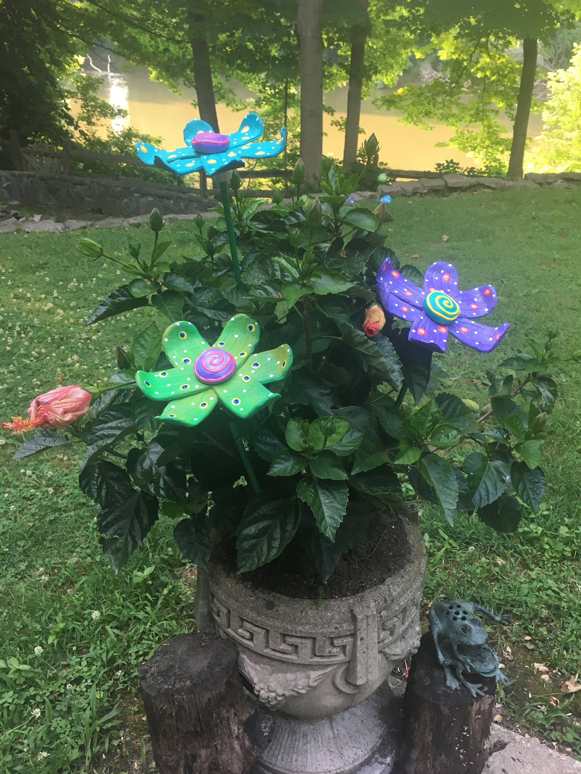 Ceramic Garden Art Flowers,Set of Three Garden Stakes,Lawn decor