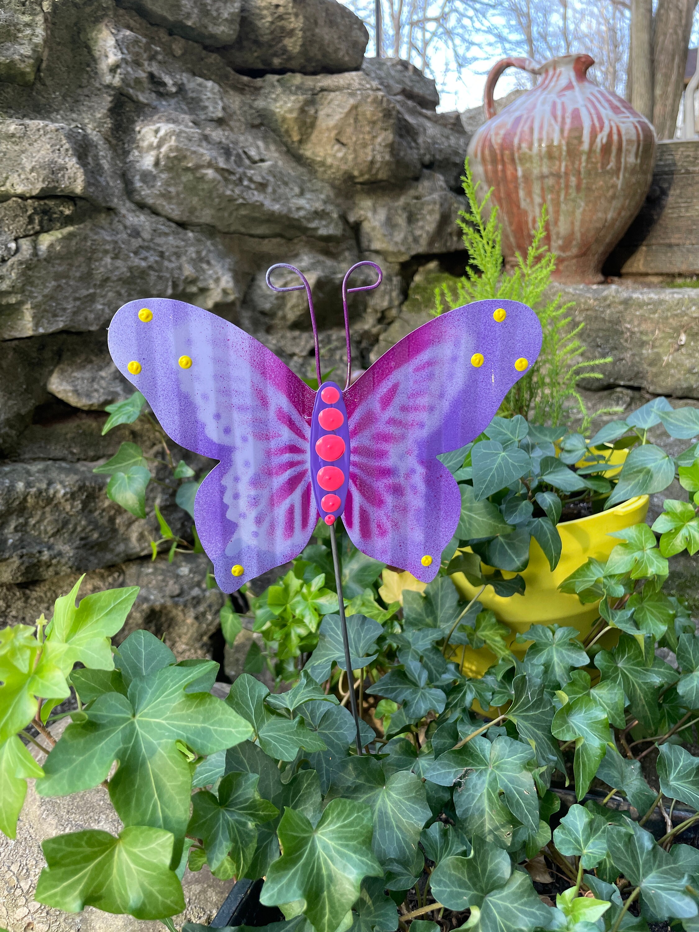 The Lazy Scroll Metal Yard Art Garden Stake – 3 Butterfly Sculpture, Made In USA