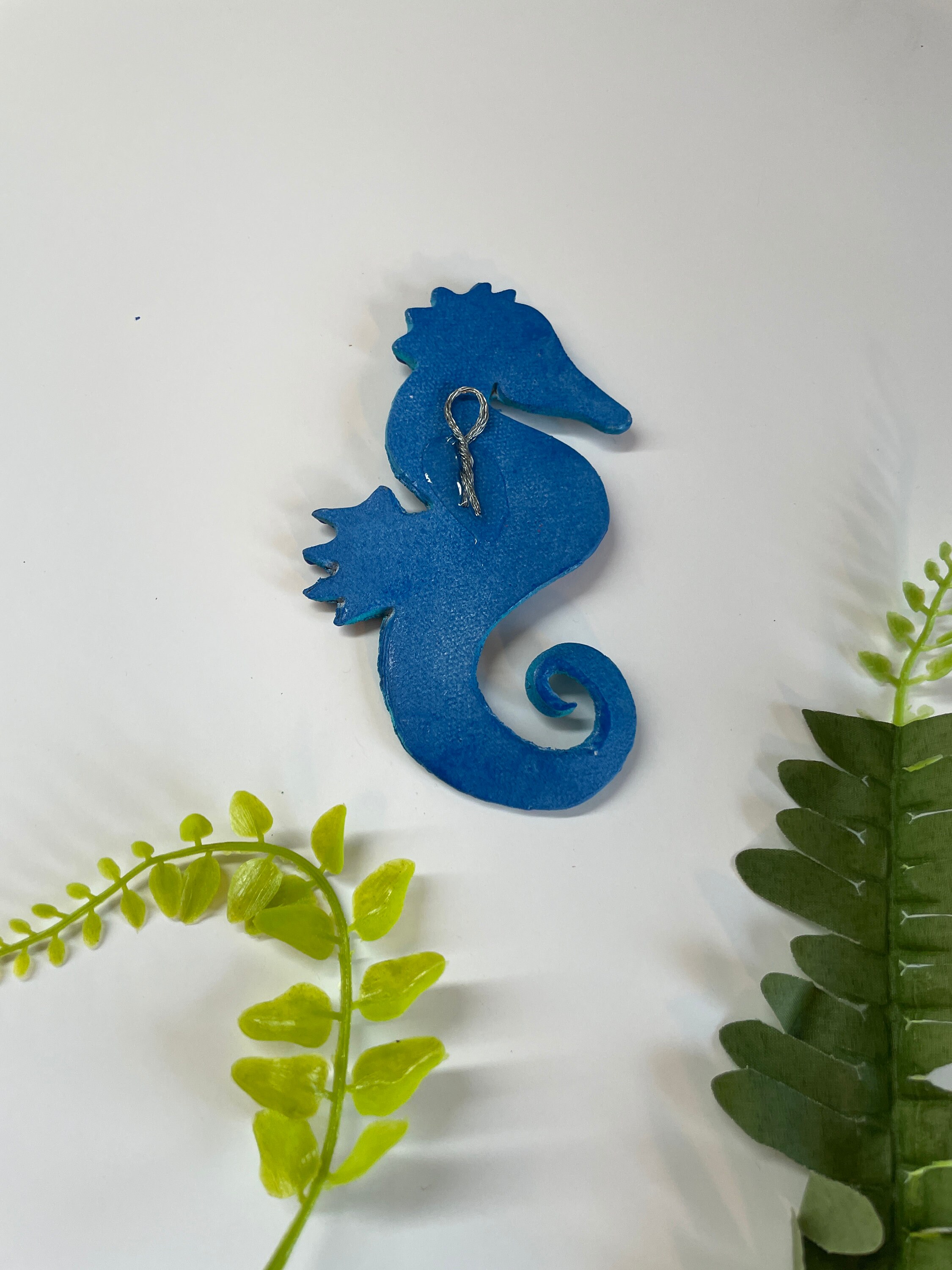 Seahorse Wall Decor,Purple Seahorse Wall Art Beach House Decor Lake