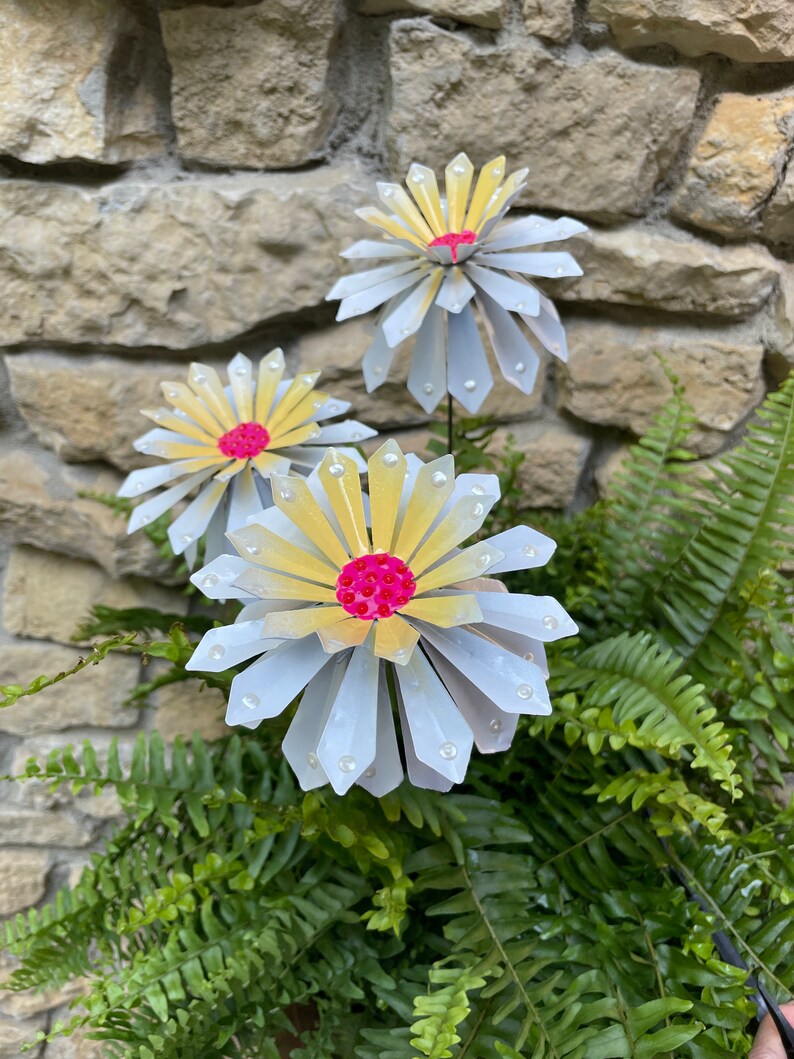 White Metal Flower Garden Stakesset of Three Metal Flower Etsy