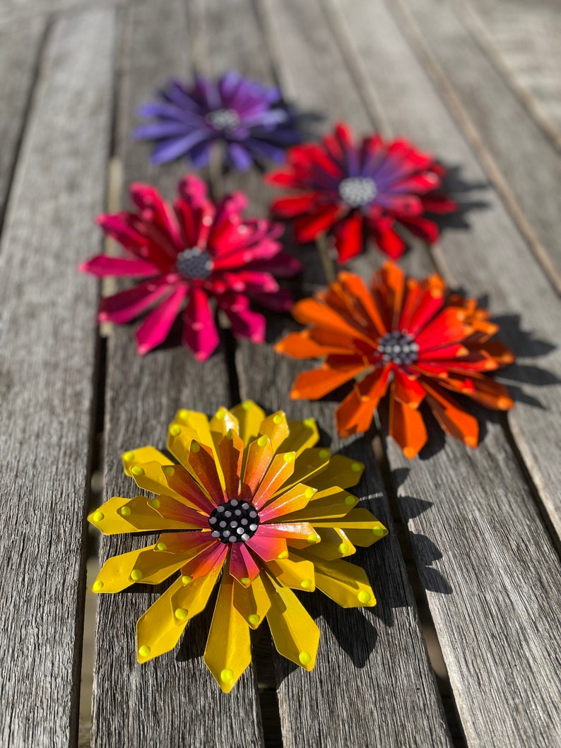 Metal Flowers,5 Fence Flowers,Fence Decoration,Patio Decor-Yard Art Whimsy Garden Art Perfect Wall or Privacy Fence Accent,Pool Decor image 4