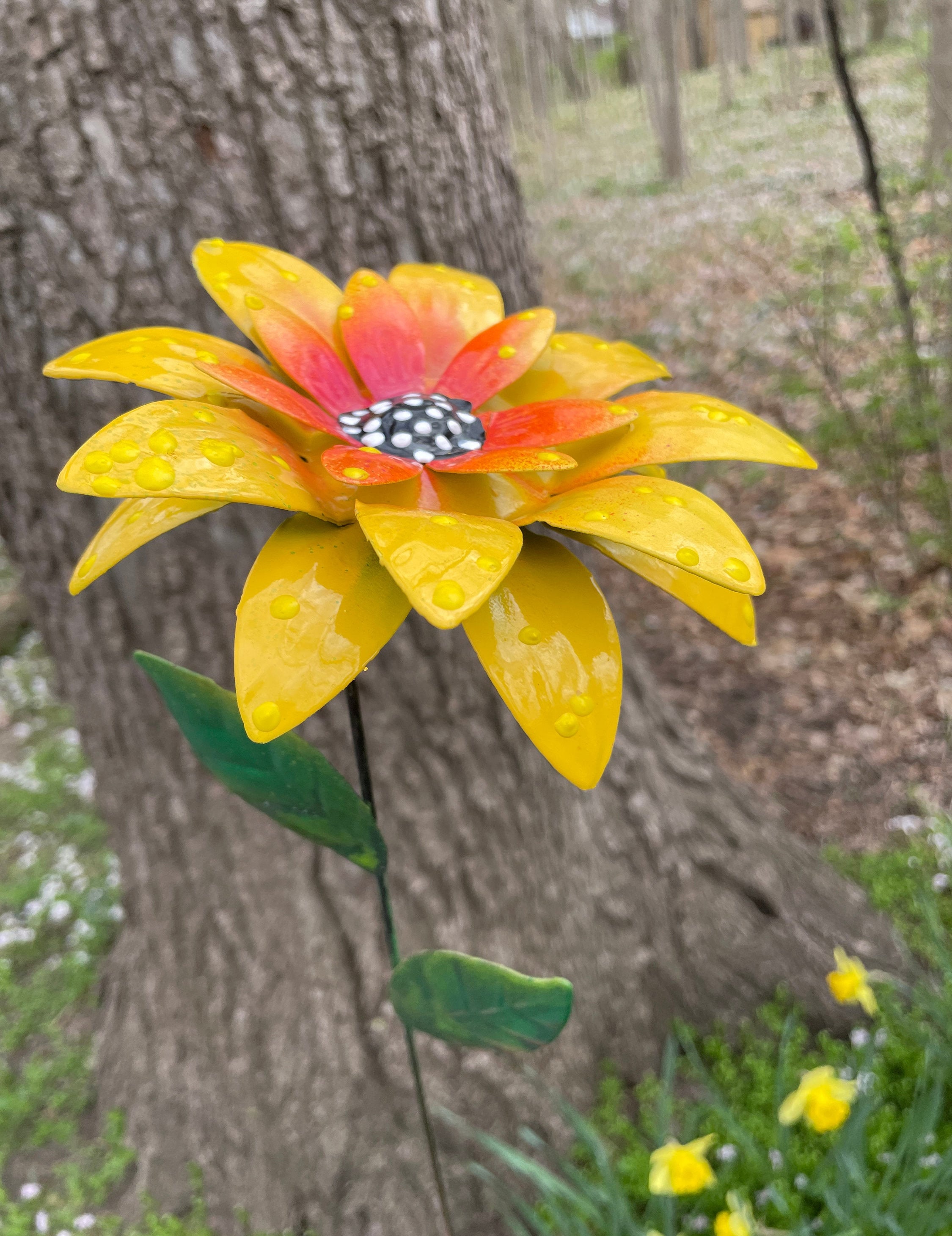 Outdoor Metal Flowers On Stakes at Robert Williams blog