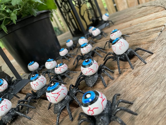 Creepy Spider Art Eyeball Orb Halloween Prop Spider Art Spooky Eyeball Sculpture Bloodshot Eyeball Sculpture Creepy Halloween Decor