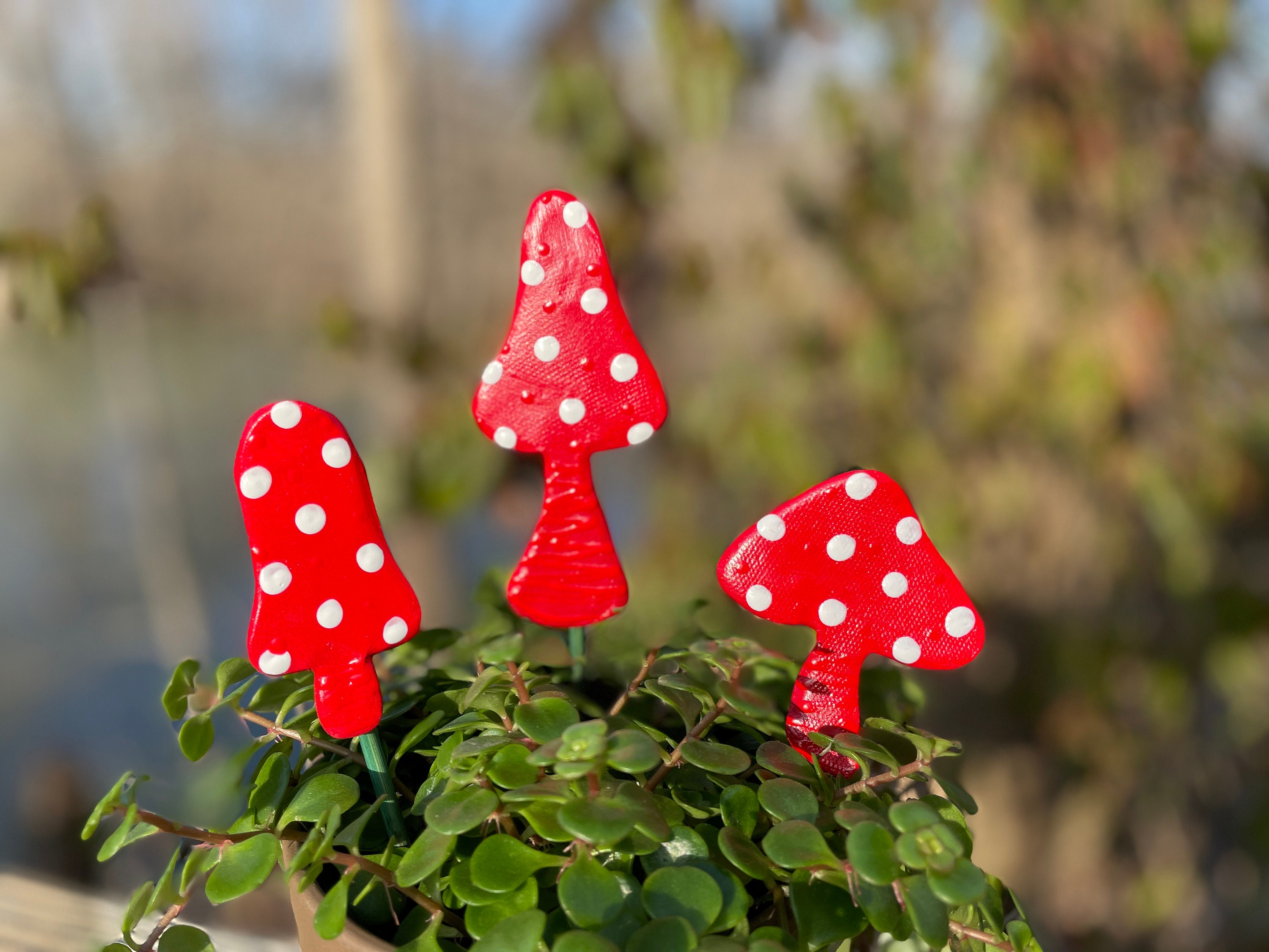 Set of 3 Red Mushroom Plant Stakes,Fairy Garden Mushrooms Decorative