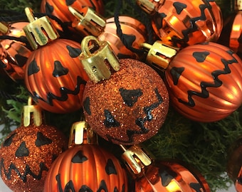 12 Pumpkin  Halloween Ornaments ,Spooky Home Decor, Pumpkin Ornaments,Halloween Ornaments for Tree,Halloween Pumpkin,Spooky Cute Decorations
