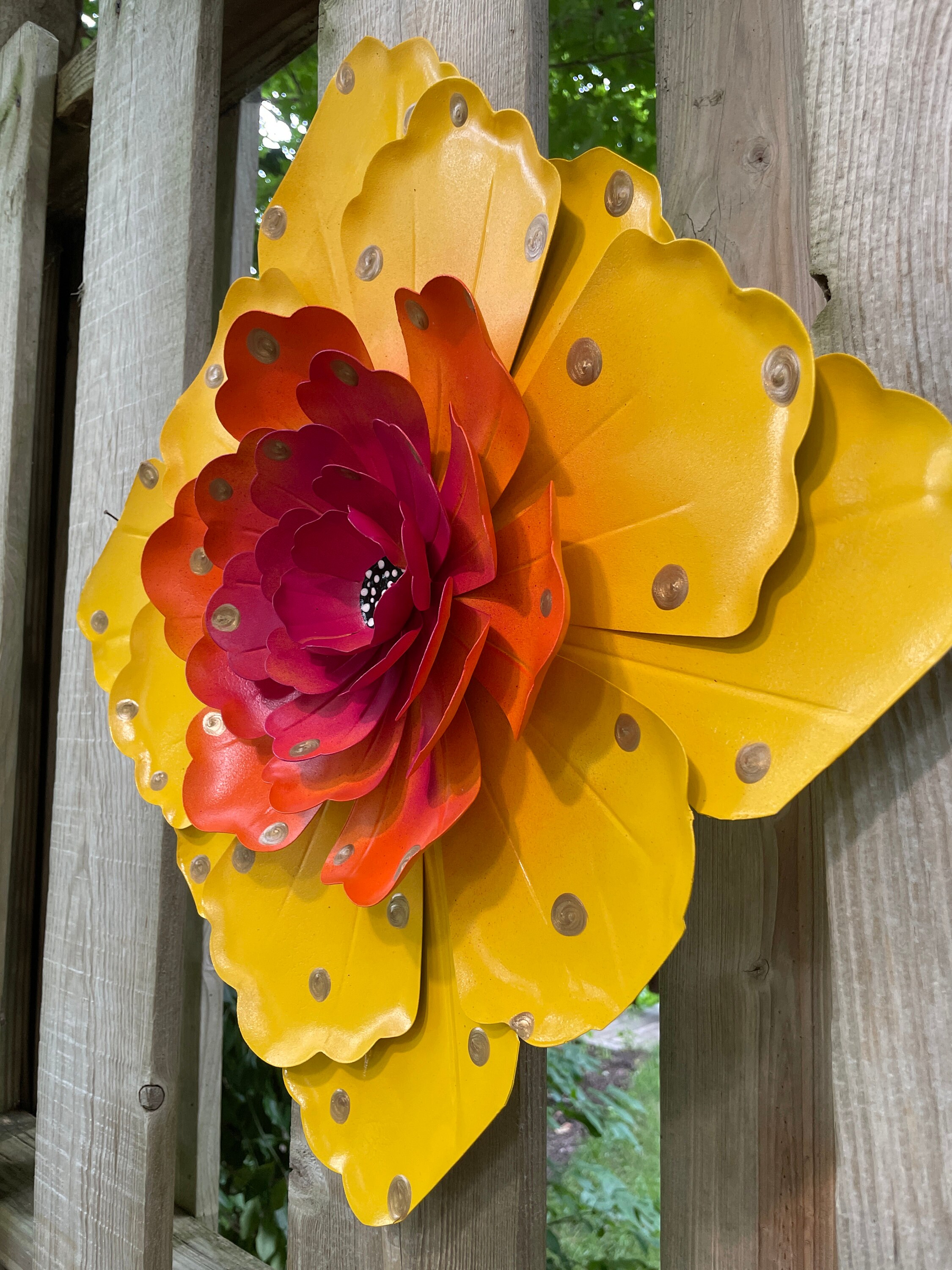 Large Metal Yellow Flower,15 inch Yellow Fence Flower,Fence Decoration
