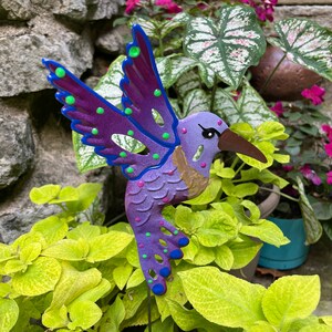 Purple Metal Hummingbird Garden Stake,Garden Decor, Garden Art,Garden Gift For Moms,Hummingbird Decor,Hummingbird Lover Gift immagine 4