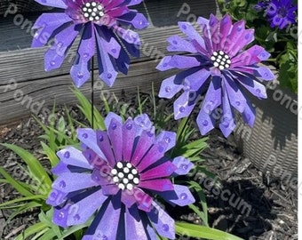 Set Of Three Purple Metal Zinnia Flower Garden Stakes,Yard decoration, Metal Art, Garden  Decor, Metal Flowers Mother's Day Gift For Her