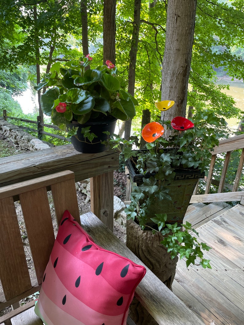 Set of 3 Mini Poppy Flower stakes,Poppy Flower Pot Cluster,Garden Stakes,Potted plants,Mother's Day Gift,Outdoor Garden Decor image 10