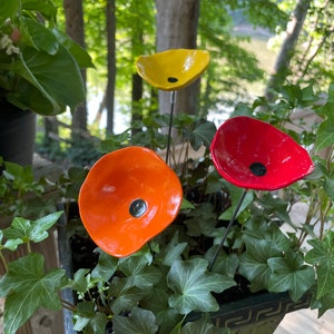 Set of 3 Mini Poppy Flower stakes,Poppy Flower Pot Cluster,Garden Stakes,Potted plants,Mother's Day Gift,Outdoor Garden Decor