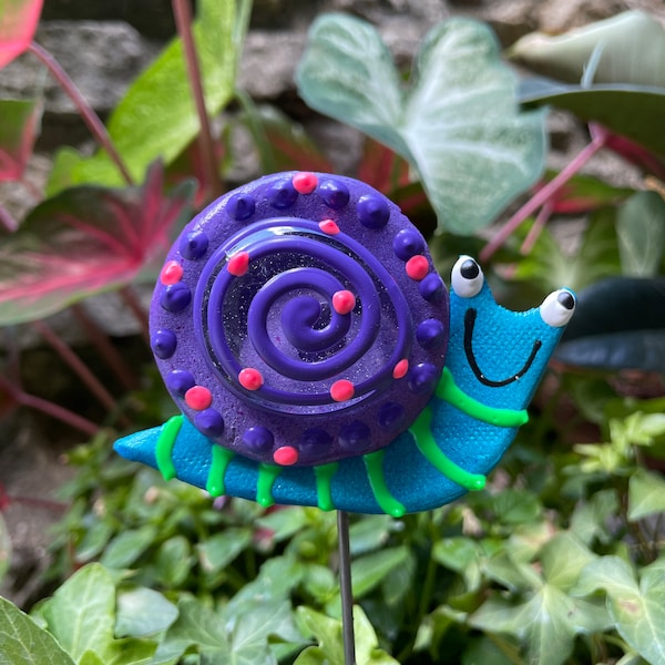 Blue Snail Garden Stake for Plants,Snail Art Decor,Fairy GardenSnail,Yard Art Garden Decor Stakes Outdoor Indoor Cute Snail Sculpture