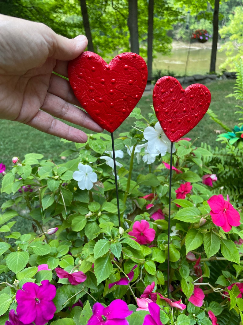 Set of Two 3 inch Red Heart Garden Stakes,Lover's Gift,Heart Plant Art Potted plants,Garden Sculpture,Valentines Day Gift For Her image 2