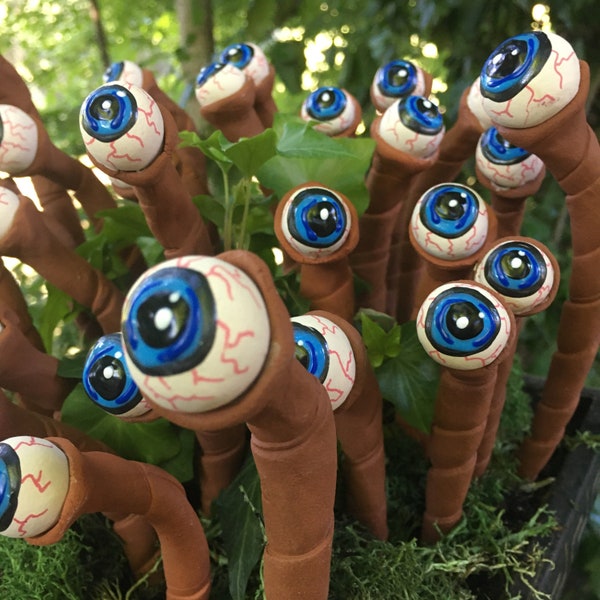 Halloween Eyeball Plant Markers Creepy Bloodshot Eyeball Orbs Spooky Ceramic Garden Decor Funny Outdoor Plant Stakes Alien Eyeball Prop