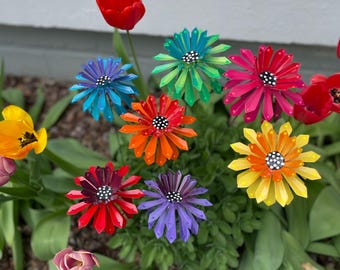 Zinnia Metal Flower Garden Stake,Yard decoration, Metal Art, Garden Sculpture Decor, Metal Flowers Gift For Her Mother&#39;s Day Gift