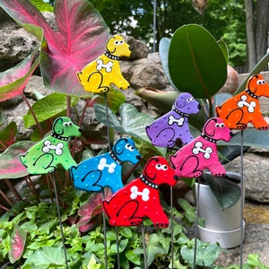 Colorful Dog Garden Stakes,Yard Art, Great Gift,Lawn decor,Outdoor garden Stake,Garden Decor,Potted plants,Yard Art decor,Gardening Gift