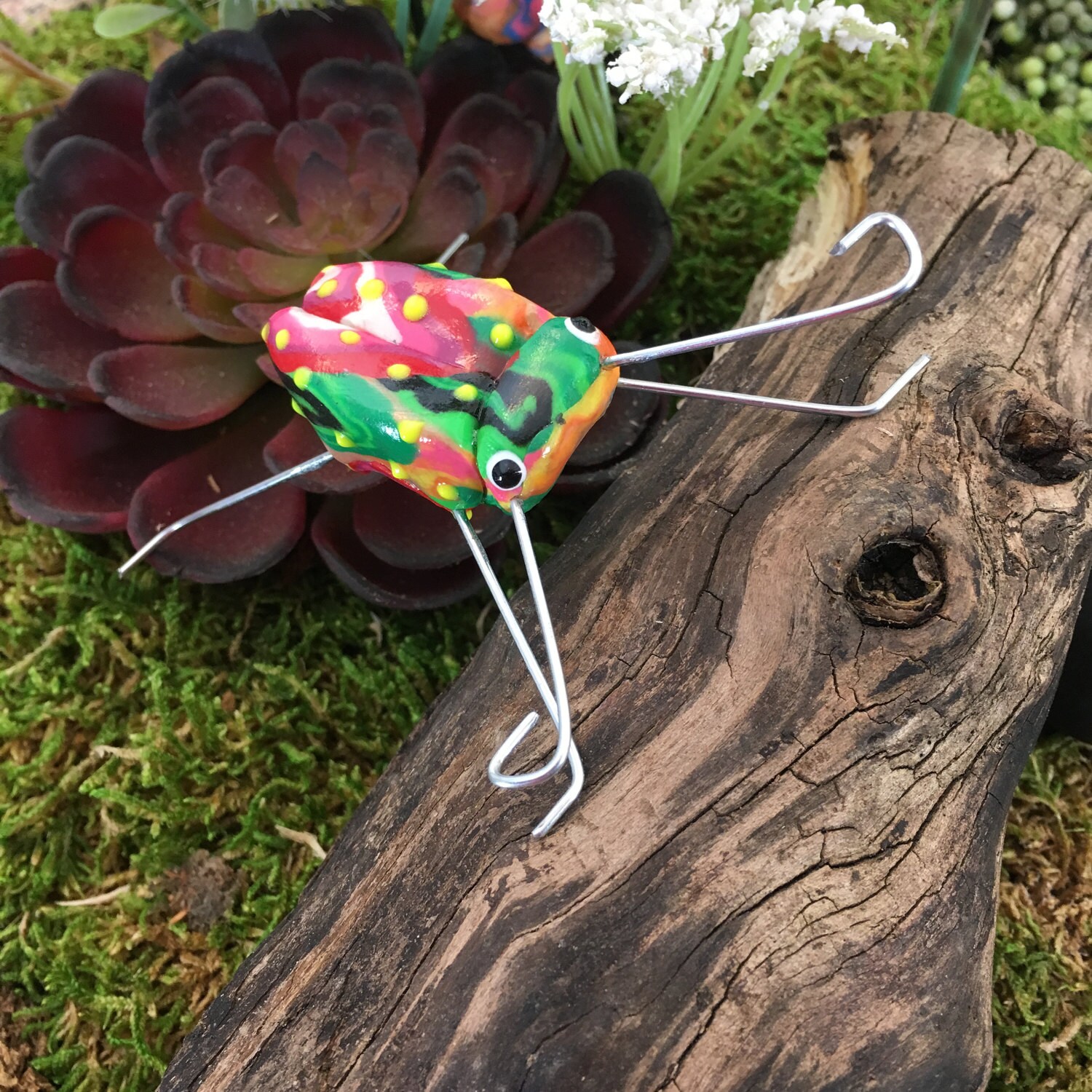 Screen Bug, Screen Bug Sculpture,Clay Screen Bugs, Insect Art Sculpture