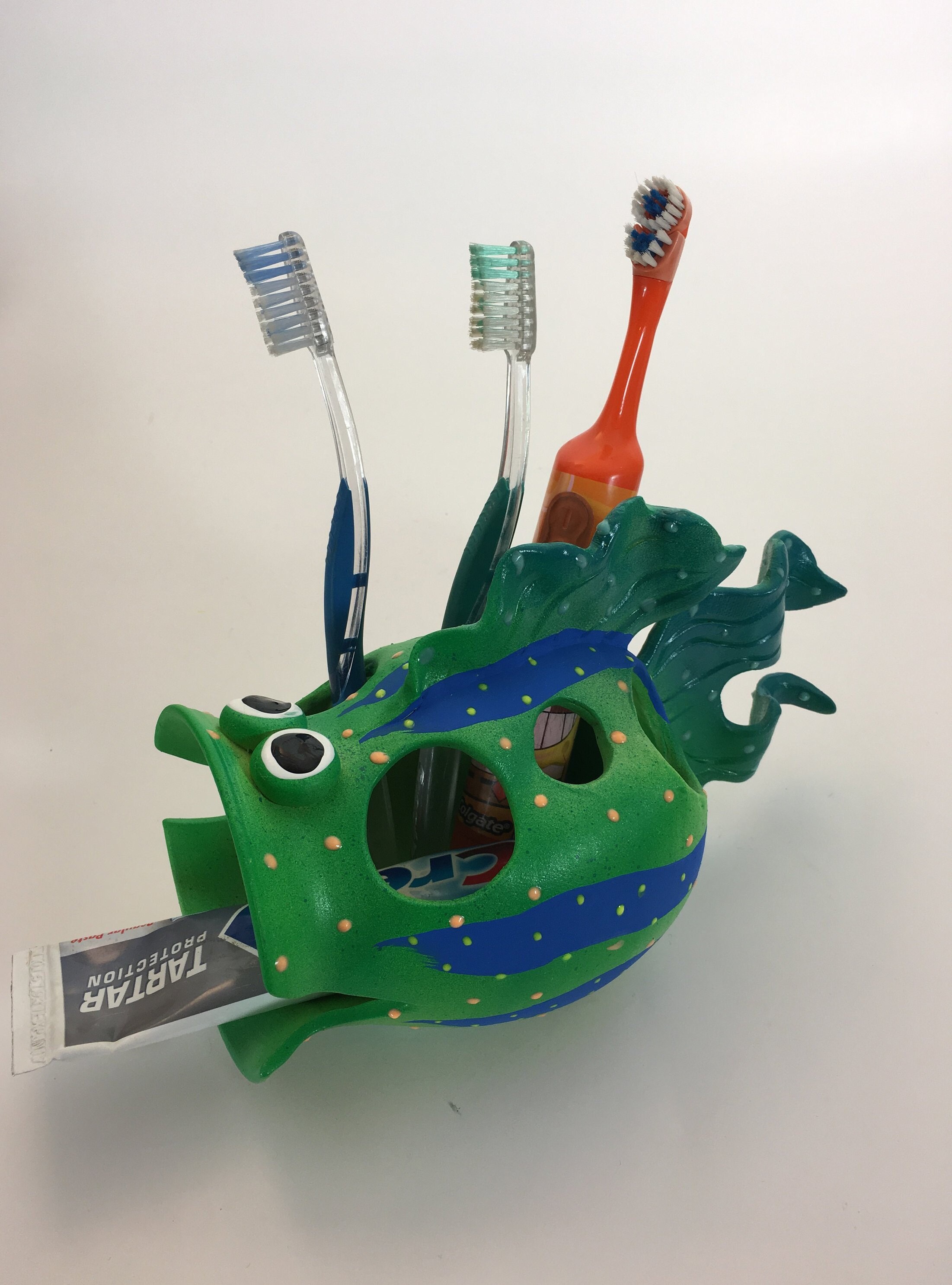 Whimsical Fish Toothbrush Holder, Underwater Fish Room Decor, Beach