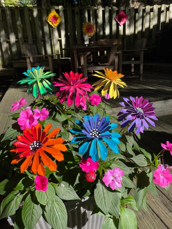 Flower Garden Stakes,set of Six Zinnia Metal Garden Stakes, Yard