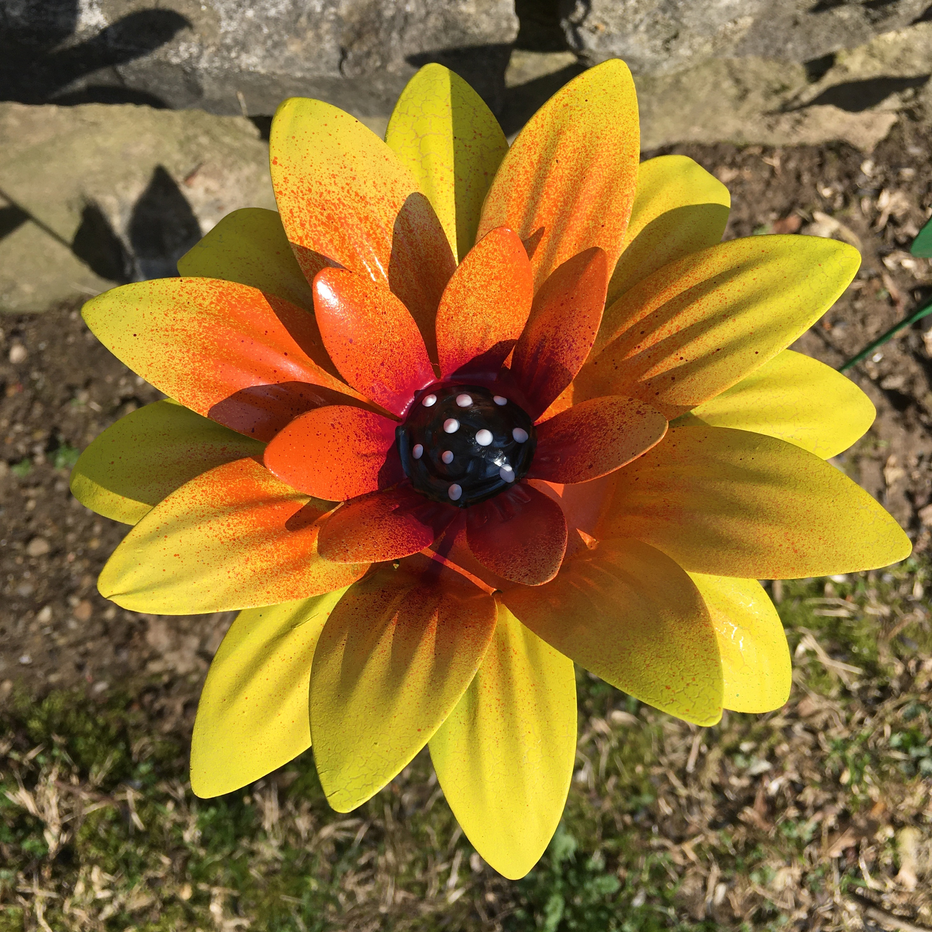 Flower Garden Stakes,Daylily Metal Garden Stakes, Yard decoration, Metal Flower, Metal Art Flower Garden Stakes,Daylily Metal Garden Stakes, Yard decoration, Metal Flower, Metal Art