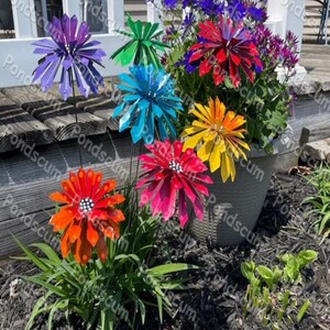 Flower Garden Stakes,Set of Seven,Zinnia Metal Garden Stakes, Yard decoration, Metal Flower, Metal Art, Garden Decor,Mother's Day Gift image 5