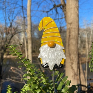 Yellow Garden Gnome Stake Gnomes Planter Picks Outdoor Garden Sculpture,Gift For Her Gnome Lover Gift Potted Plant Decor Christmas Gift