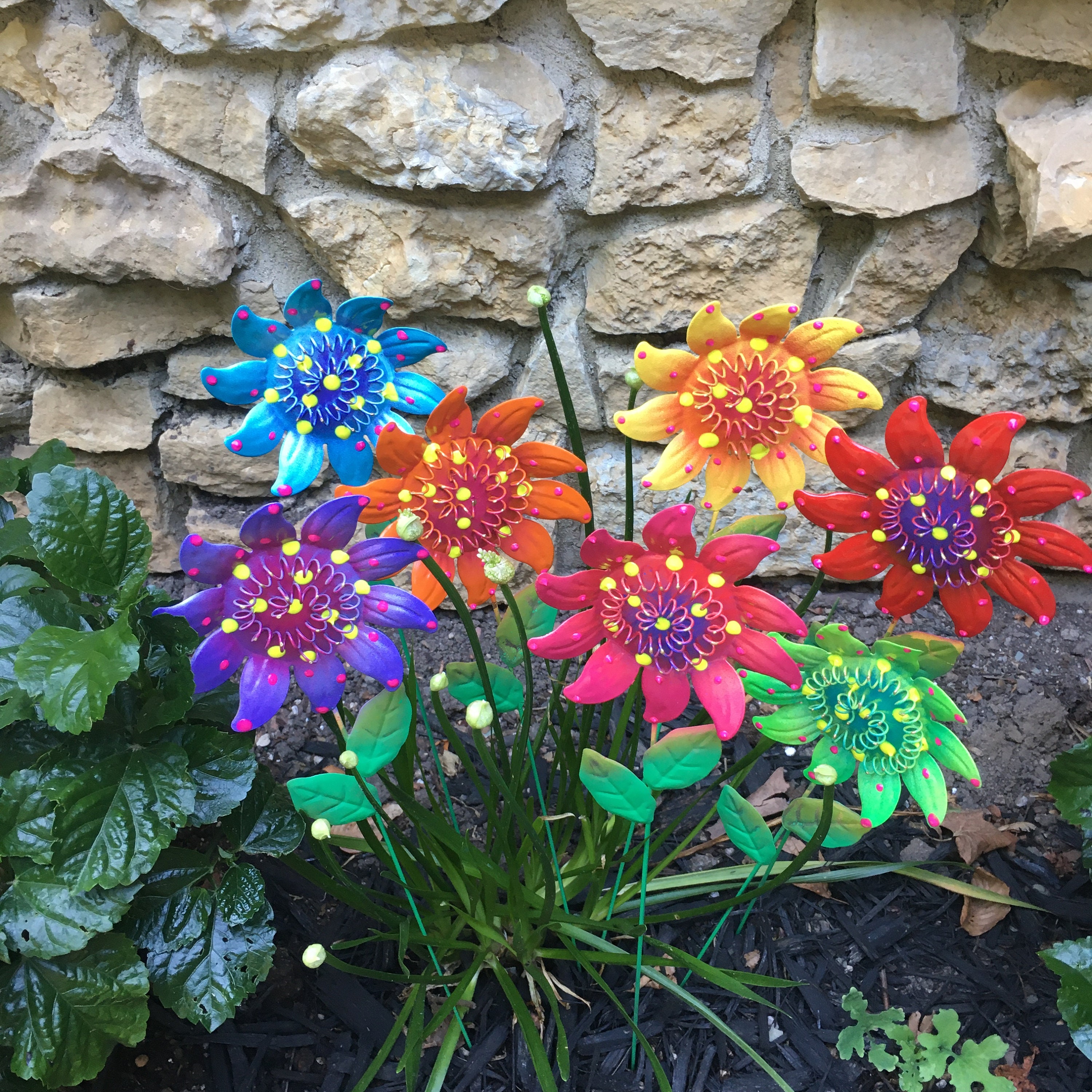 Metal Spring Wild Flower Garden Decor, Metal Sculpture Set of 7, 24