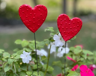 Set of Two 3 inch Red Heart Garden Stakes,Lover's Gift,Heart Plant Art Potted plants,Garden Sculpture,Valentines Day  Gift For Her