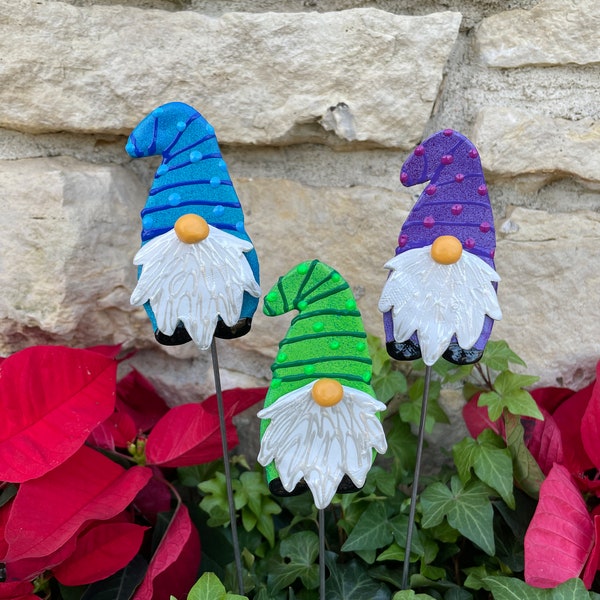 Garden Gnome Stakes,Set Of Three Gnomes,Planter Picks Outdoor Garden Sculpture,Gift For Her Gnomes Lover Gift Potted Plant Decor