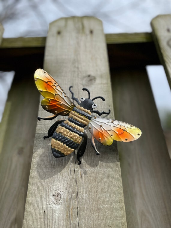 Honey Bee Wall Decor-Fence Wall Decor-Bumble Bee Yard art-Yellow