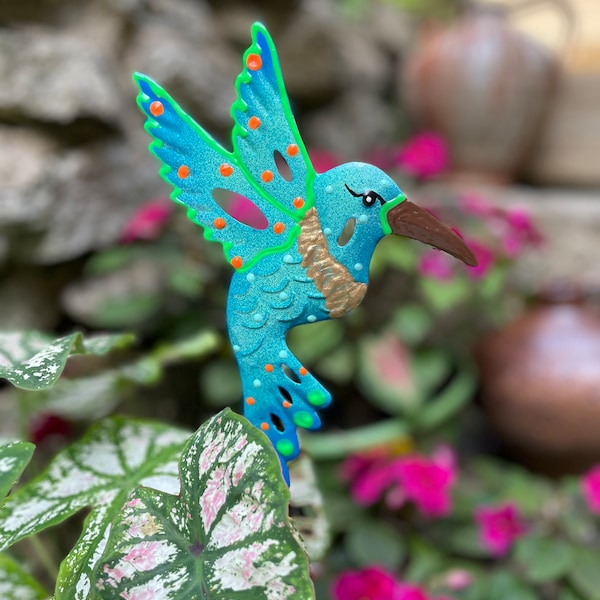 Blue Metal Hummingbird Garden Stake,Garden Decor, Garden Art,Garden Gift For Moms,Hummingbird Decor,Hummingbird Lover Gift