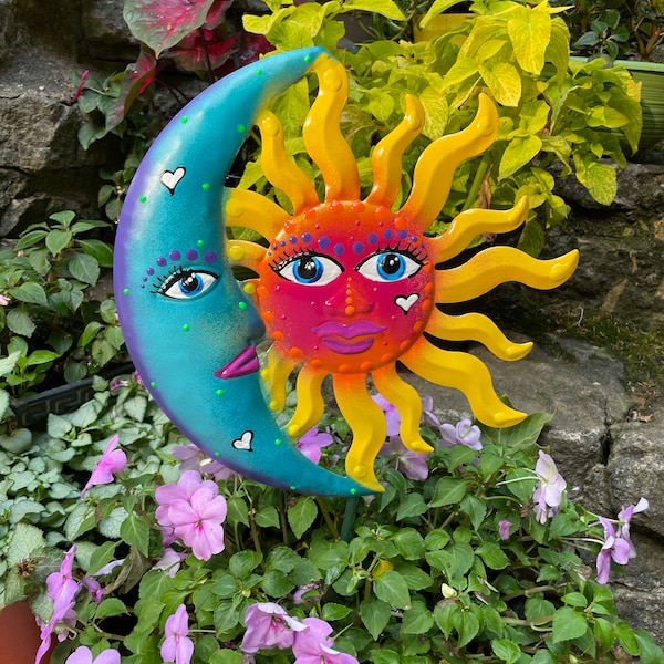 Sun Moon Garden Stake Decor,Pool Decor Sun Moon Garden Art Colorful Metal Sign Gift for Her/Him