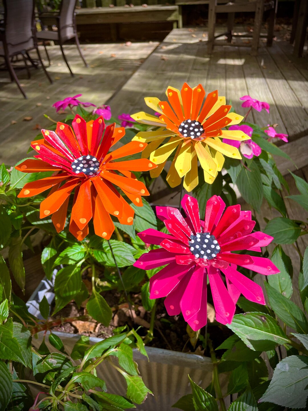 Set of Three Metal Zinnia Flower Garden Stakes,yard