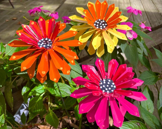 Featured listing image: Set Of Three Metal Zinnia Flower Garden Stakes,Yard decoration, Metal Art, Garden Sculpture Decor, Metal Flowers Mother's Day Gift
