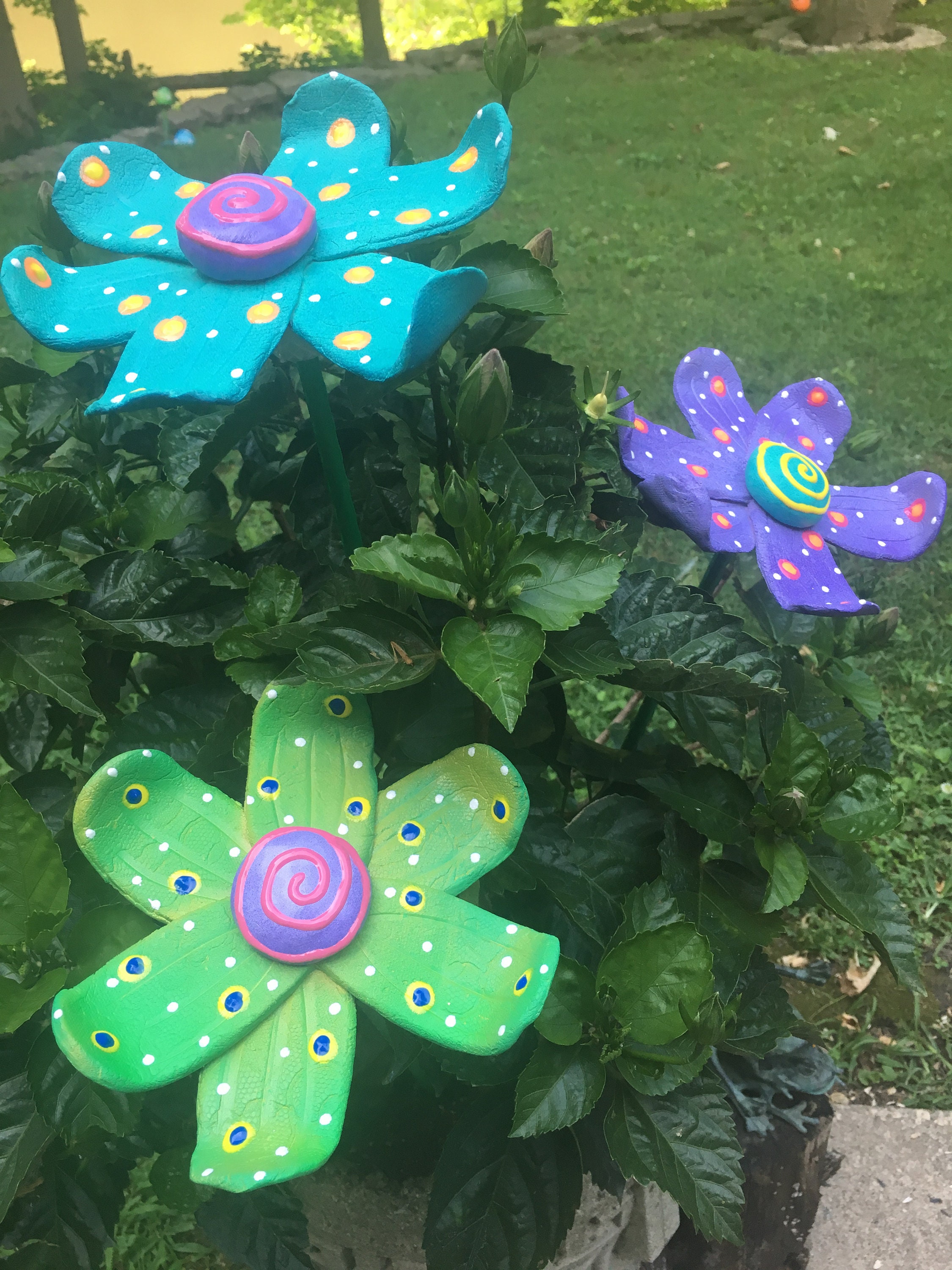 Ceramic Garden Art Flowers,Set of Three Garden Stakes,Lawn decor,Outdoor garden Stake,Garden