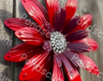 Red Metal Daylily Wall Flower,Fence Flower Decor Patio Decor Yard Art Wall Art For Home Gift For Her 3D Flower Outdoor Wall Decor
