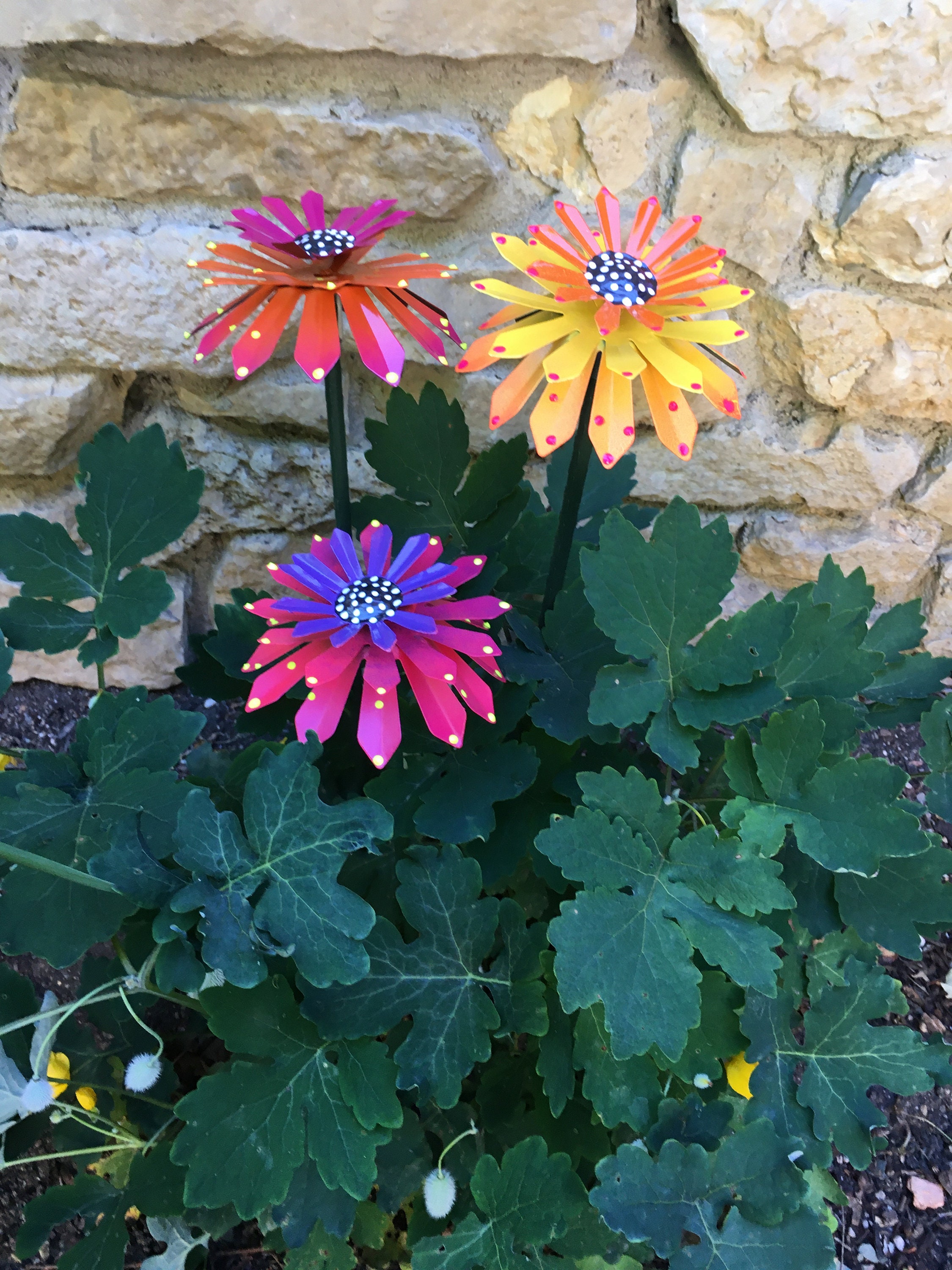 Metal Flower Garden Stakes,Set of 3 Zinnias Metal Garden ...