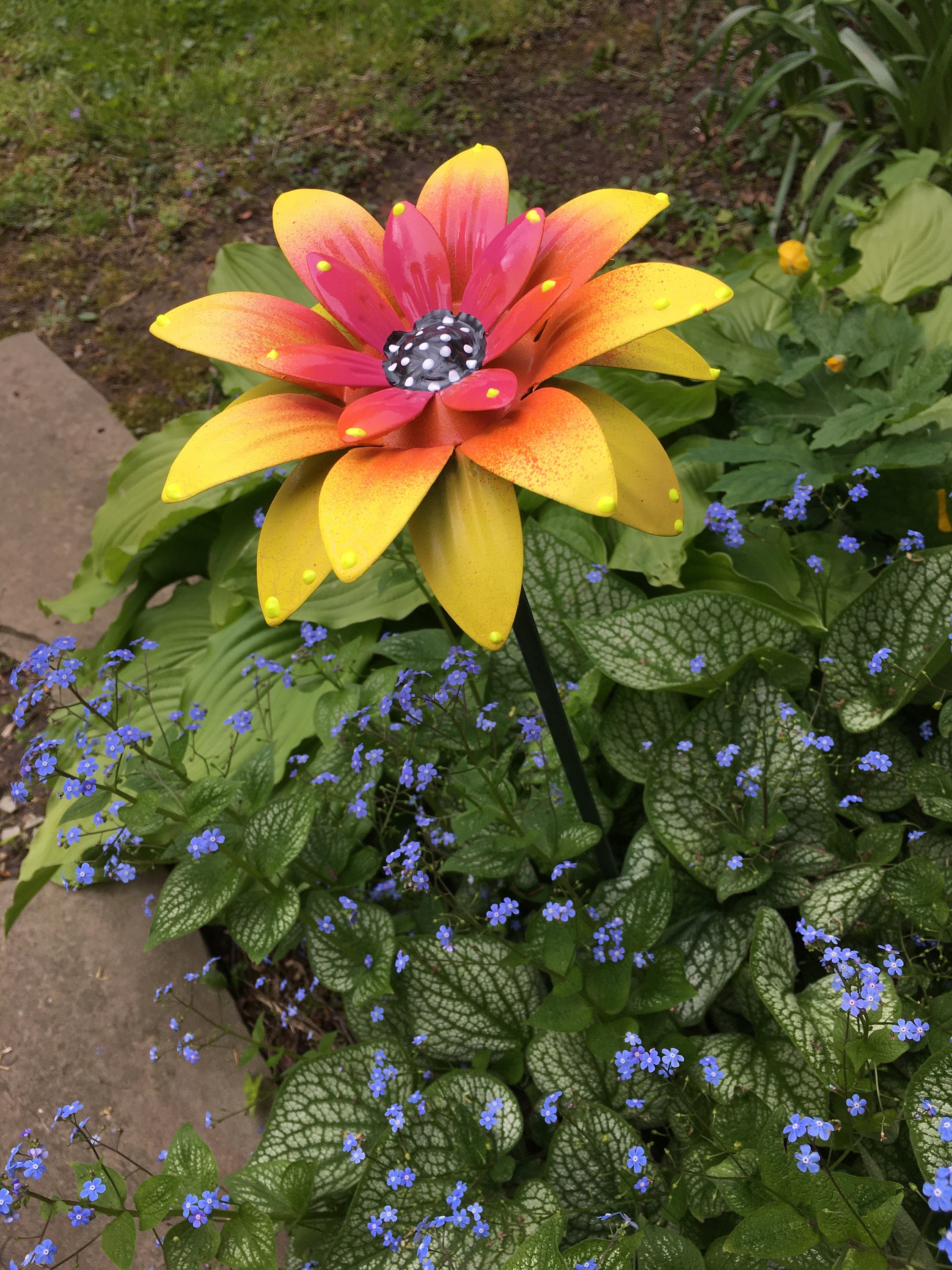 Yellow Daylily Flower Garden Stake, Metal Daylily Metal Flower, Metal