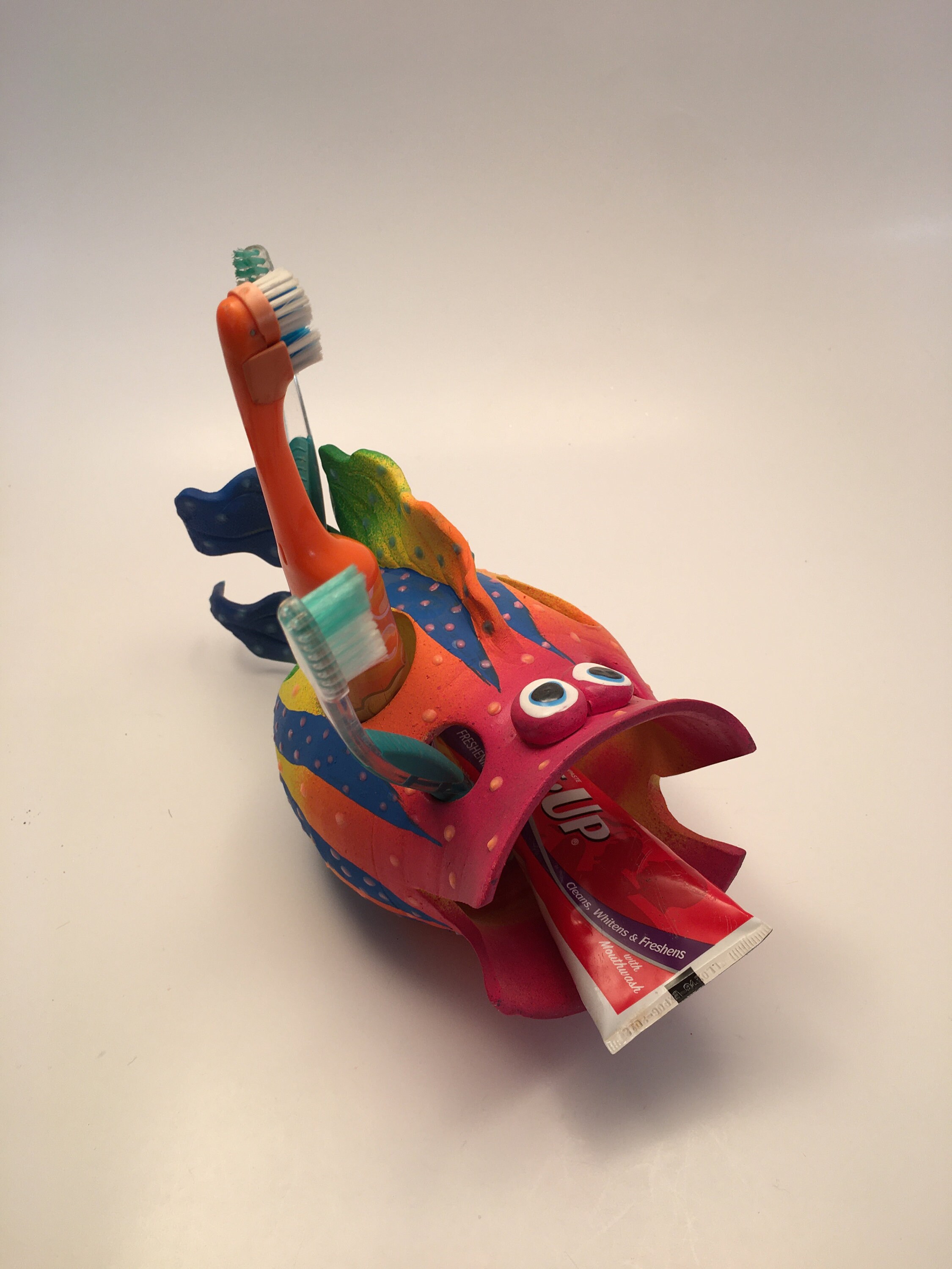 Kid's toothbrush Holder, Fish Toothbrush Holder,Beach Theme, Underwater