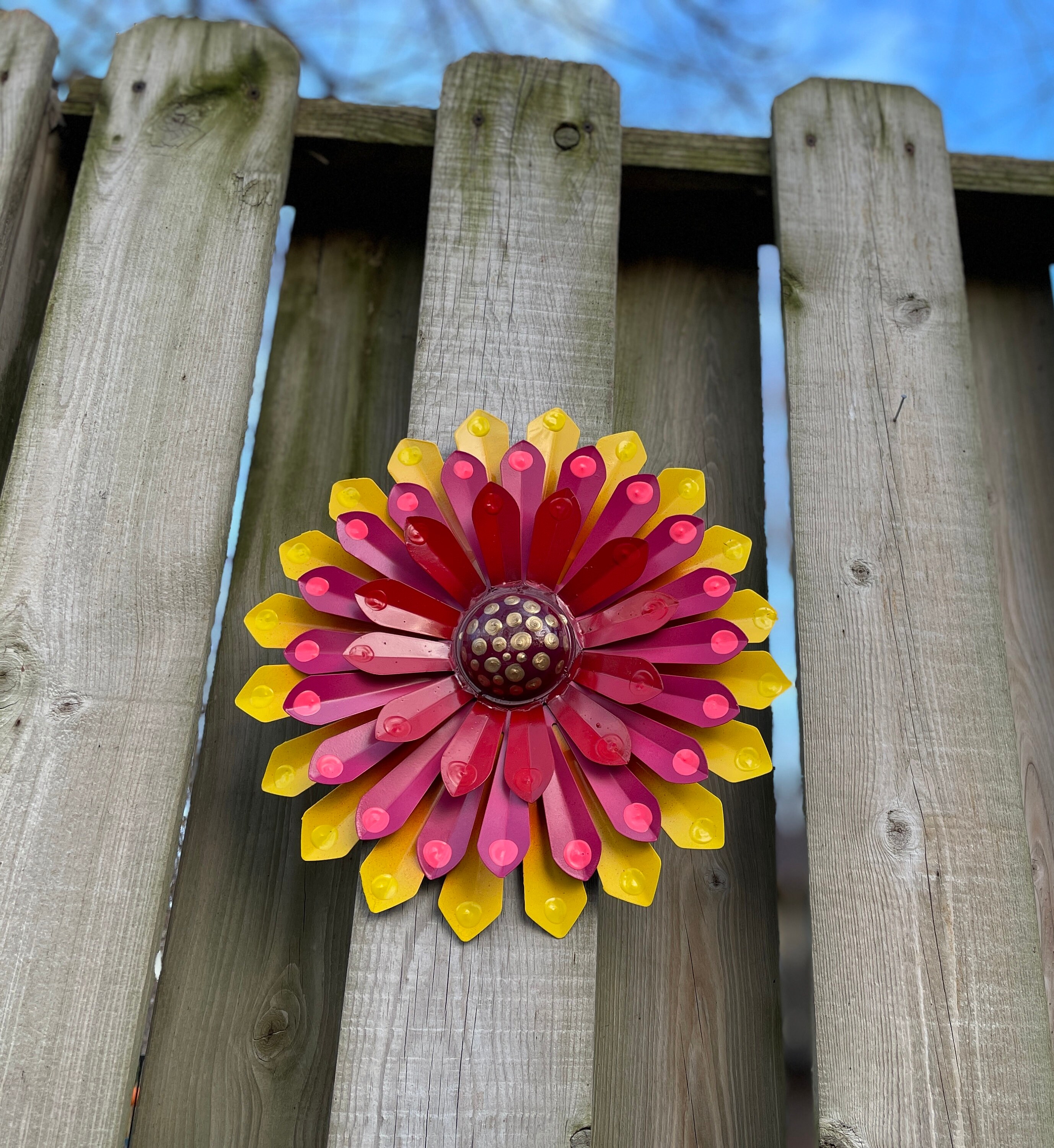 Large Metal Flower Welcome Sign – Yard, Door, Wall, Fence Decor – Outdoor Patio Art By Attraction Design