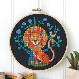 Leo lion zodiac sign Satsuma Street modern cross stitch pattern PDF Instant download image 1