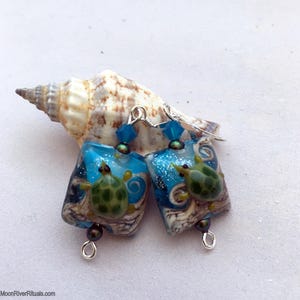 SEA TURTLE EARRINGS image 1