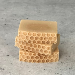 Honey Beer Soap Oatmeal Milk and Honey Soap w/ Effervescent Sweet Aroma Gender Neutral No Coconut Cold Process Soap Honeycomb Top image 2