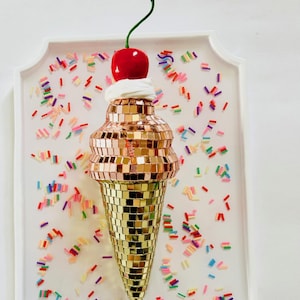 Decoração de parede em forma de cone de sorvete discoteca: Arte pop divertida