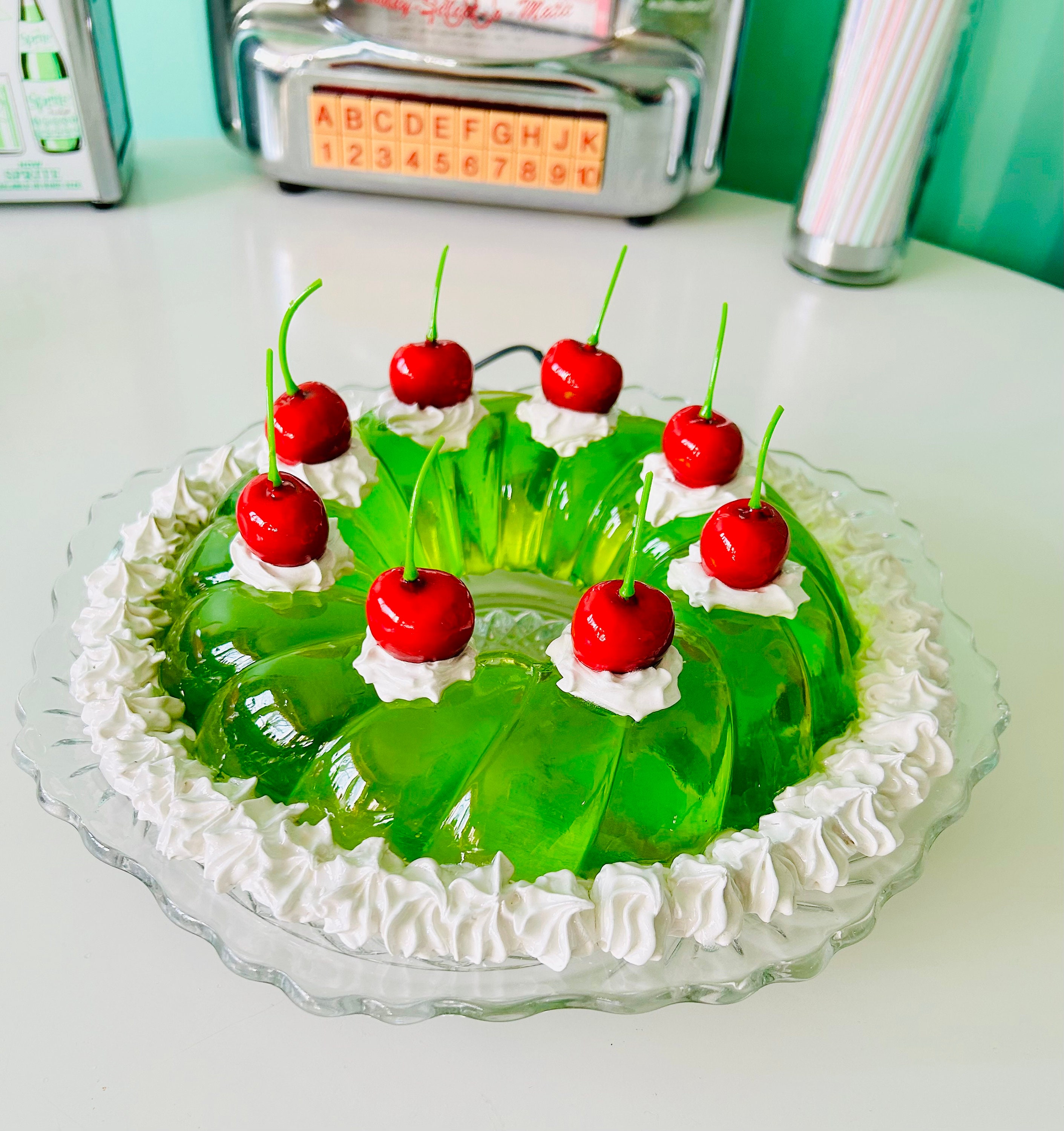 Jelly Cake Light/ Retro/ Kitschy/ Dopamine Decor/ Mid Century